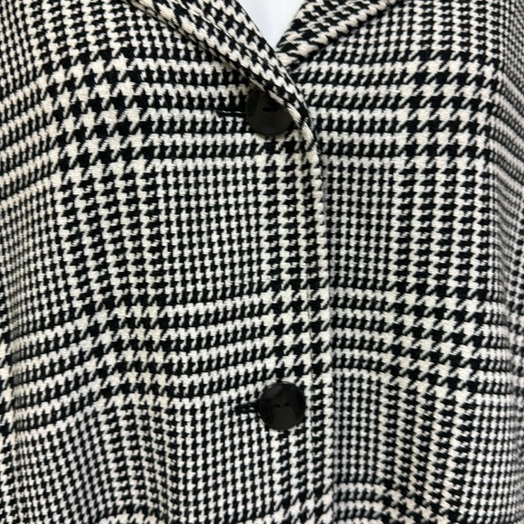 Plus size Talbots black & white herringbone cape with hood - Picture 4 of 7